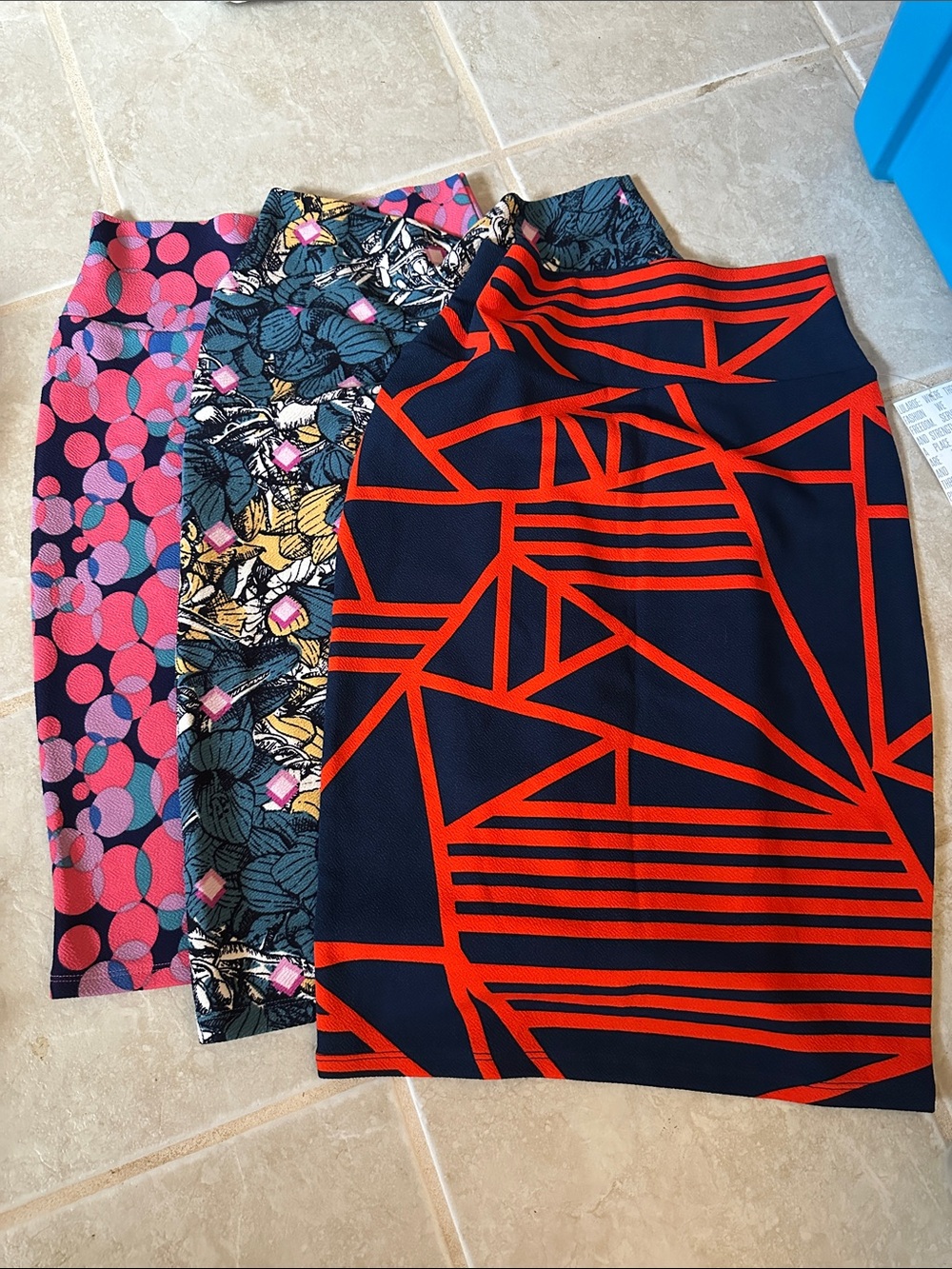Pack of 3 Women’s Patterned Pencil Skirts - Pink, Multicolor, Navy/Red